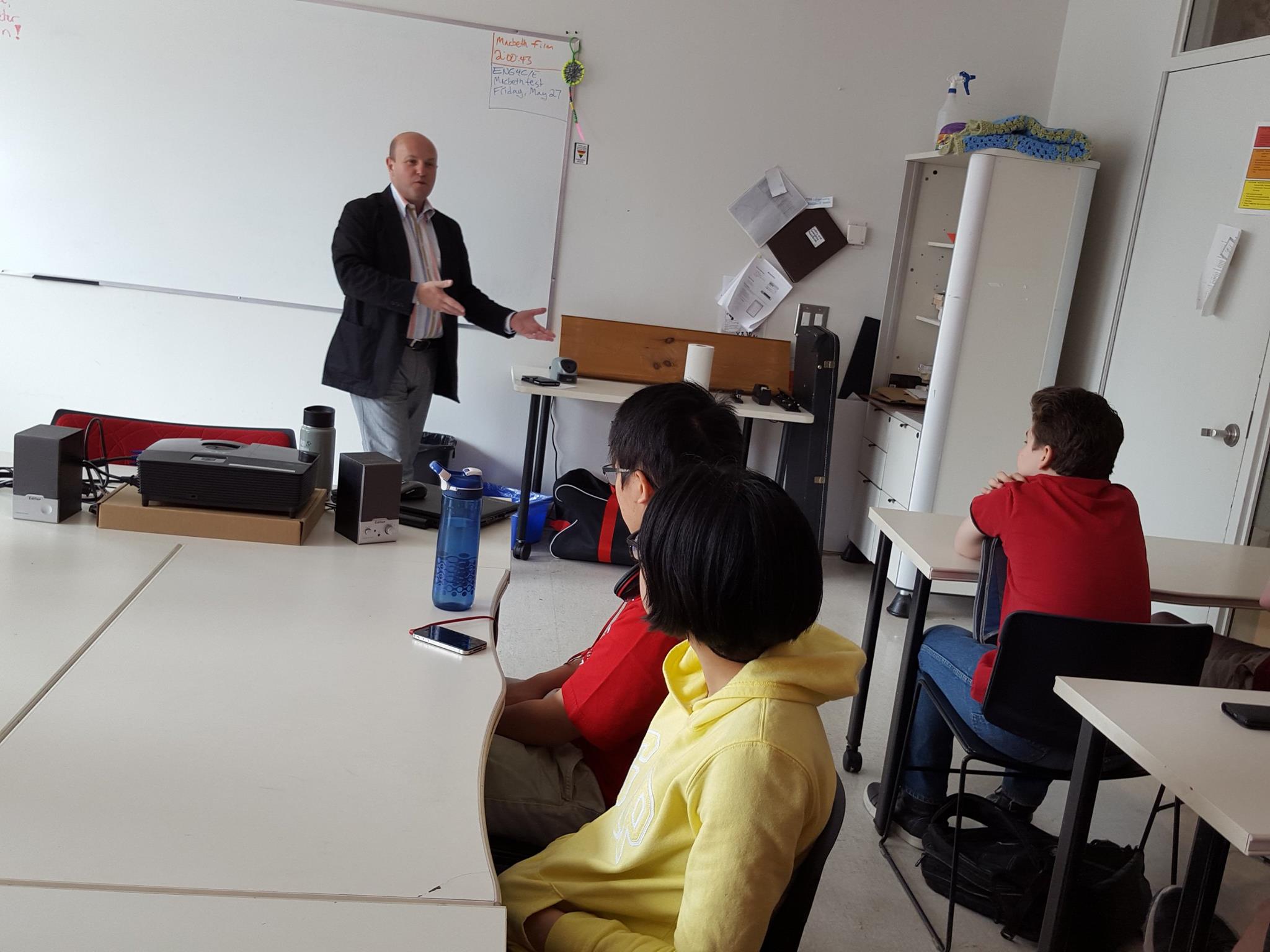 MPP Peter Milczyn discusses his life and career to YMCA Academy Civics and Careers students