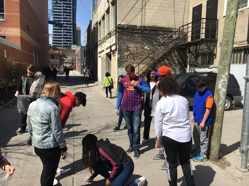 Students and staff cleaned the area around our building and our neighbouring park. This year’s focus was plastic pollution.